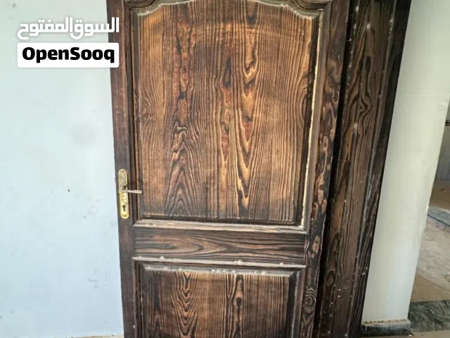 باب داخلي .