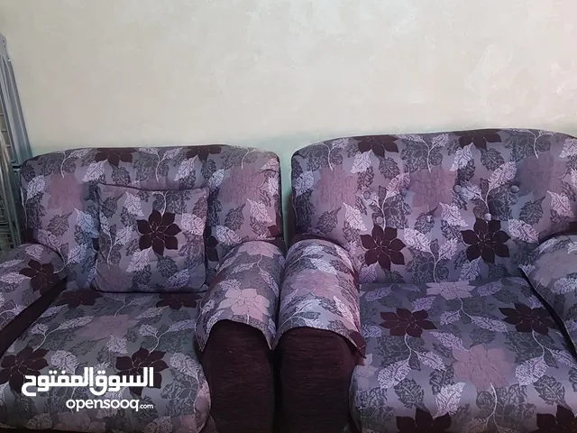 كنب تفصيل 8 مقاعد خشب زان مستعمل بحال الوكالة اسفنج ضغط ارتفاع 20لا يوجد توصيل