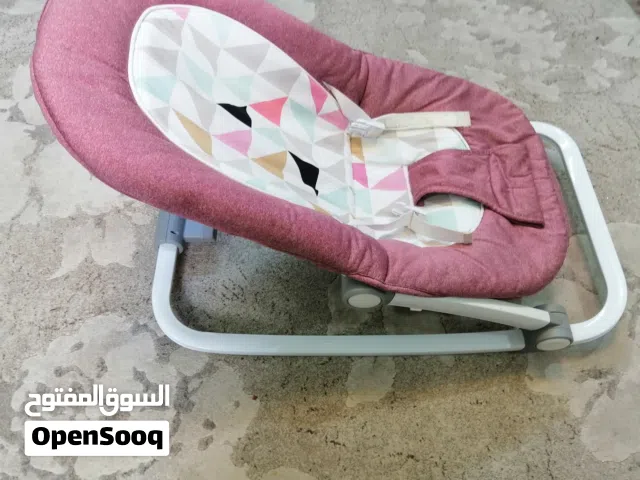 سرير اطفال