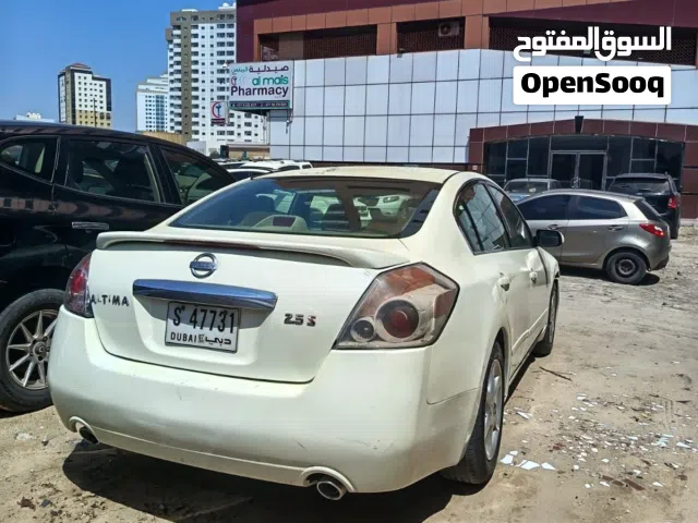 Used Nissan Altima in Ajman