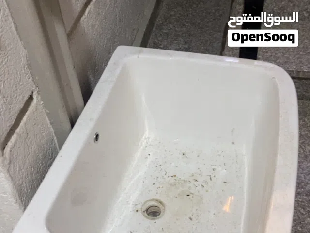 للبيع مغسله نظيفه من ايكيا