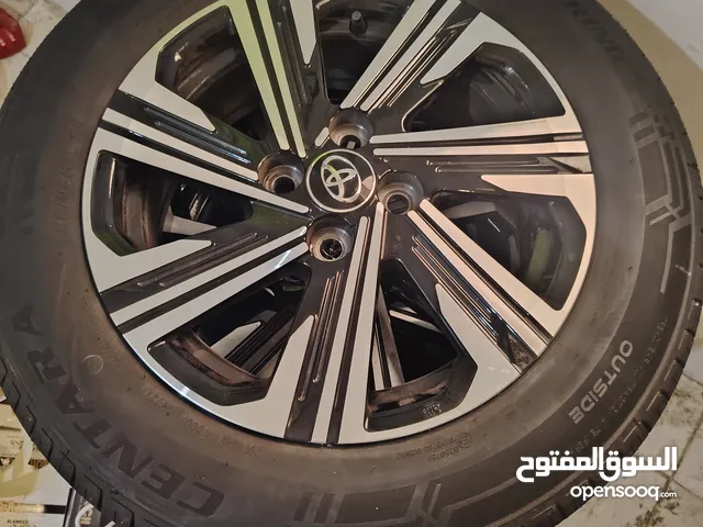 للبيع طقم رنجات تويوتا يارس موديل 2024