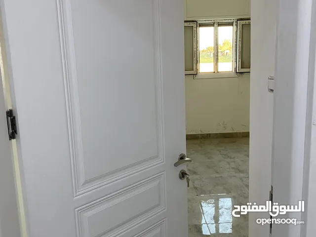 200 m2 3 Bedrooms Apartments for Sale in Tripoli Al-Jabs