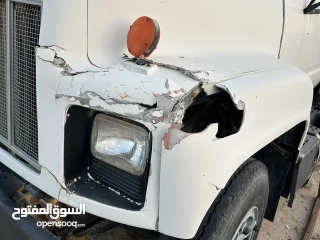 للبيع لوري