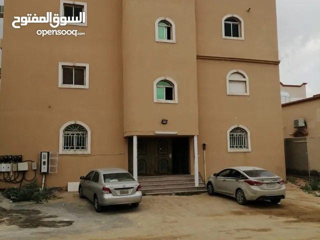 3 Floors Building for Sale in Jeddah Al-Mursalat