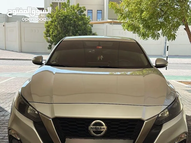 Nissan altima SR 2022