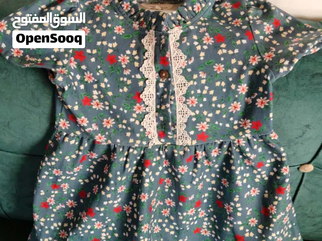 فستان ازرق .