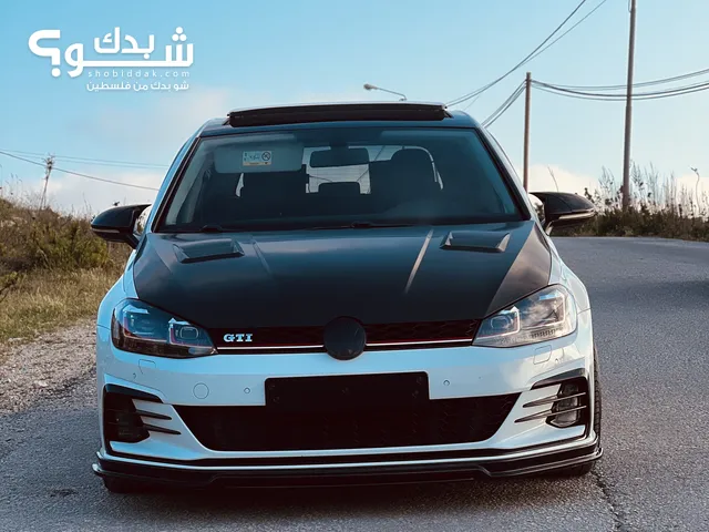 Volkswagen Golf 2017 in Nablus