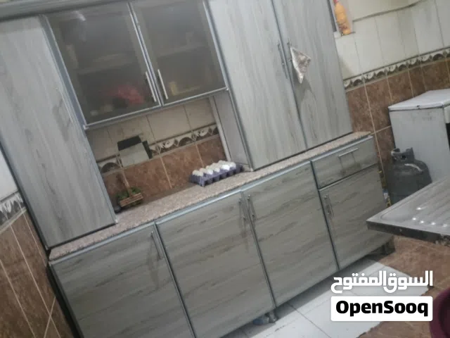 دولاب المنيوم كما موضح في الصوره