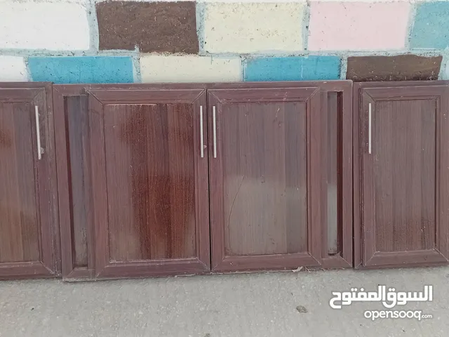 ابواب المنيوم ارضي وودروج من دون رخام مستعمل نظيف