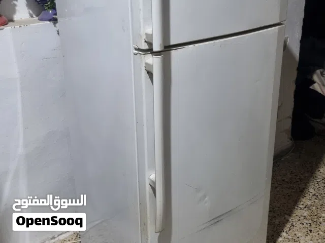 ثلاجة دايو نطيفة،