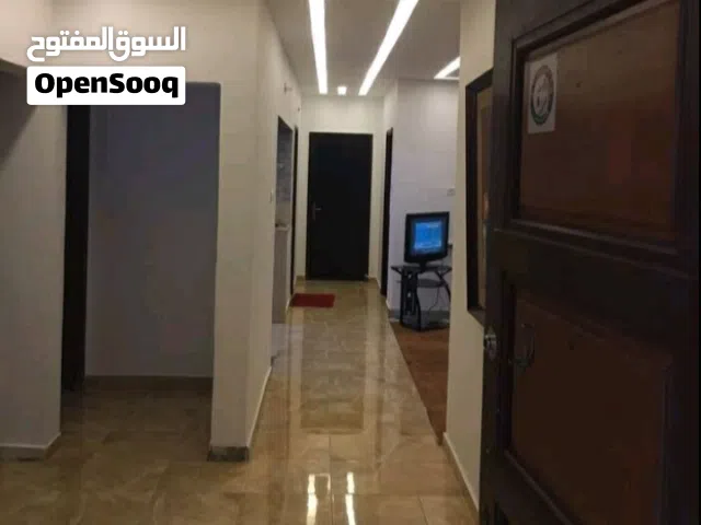 شقة للايجار. مفروشة ممتازه زاوية الدهمانى بجانب سواق شاط سعر 3000 دينار