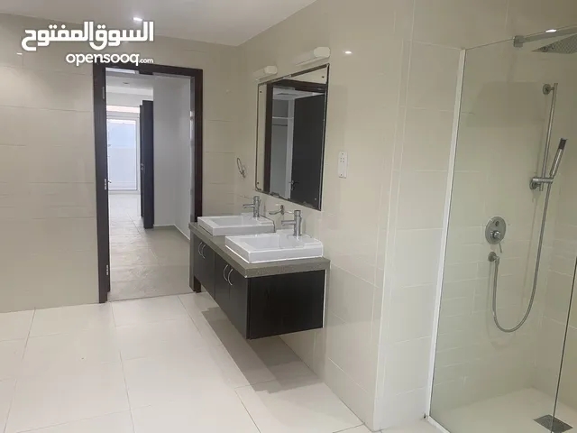 260m2 3 Bedrooms Villa for Rent in Muscat Al Mouj