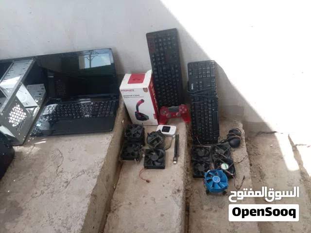 بضعة كمبيوتر للبيع مع بعضها