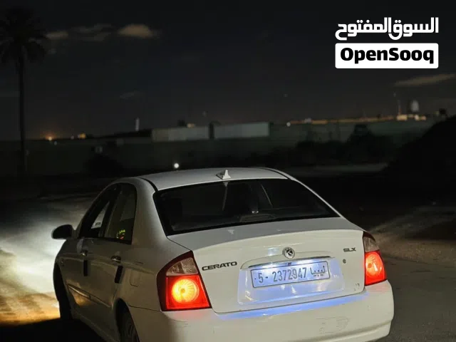 2005 كيا سيراتو EX