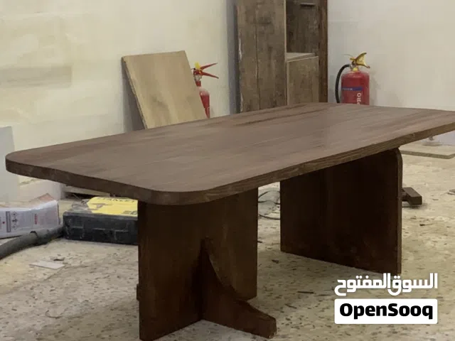 طاولة قهوة وسط