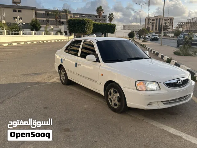 2010 هيونداي فيرنا EX