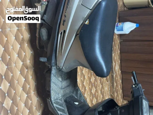 ام شراع سازوكي 100cc نضيفه قابل ل التفاوض المكان الفجيره مربح