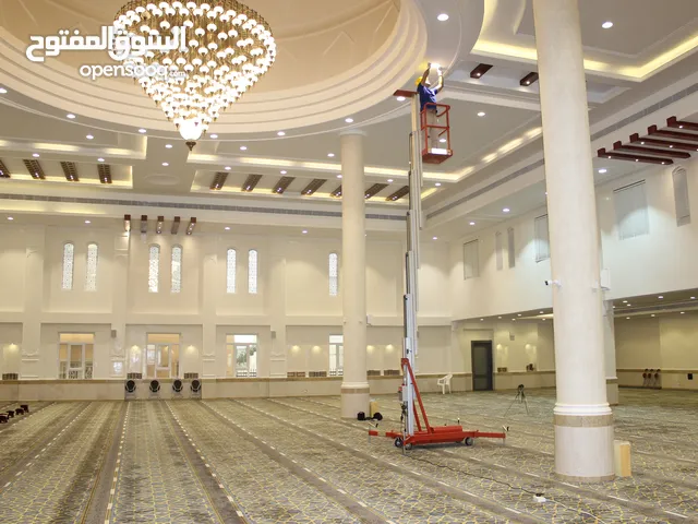 Man-Lift for Rent and Sell - رافعات ألمنيوم لصيانة المساجد والفلل والمشاريع