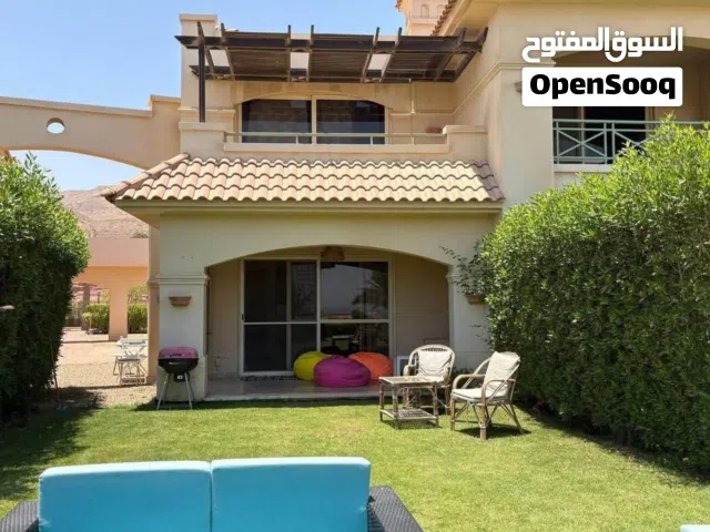 شاليه بمقدم 600 الف علي البحر مباشرة في La Vista 6 – العين السخنة بالتقسيط علي 8سنوات