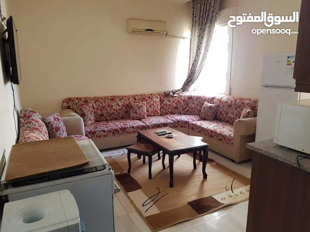 90 m2 Studio Apartments for Sale in Amman Jubaiha