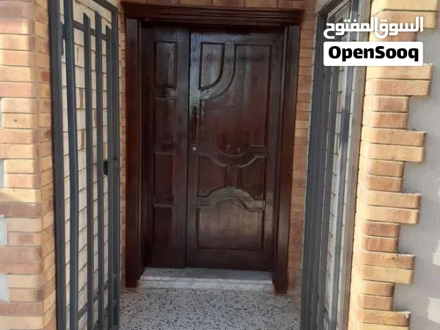 أستراحة أو منزل راس ورويس للبيع في الباعيش بلقرب من مدرسة بدر والجامع والمستوصف
