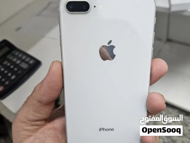 ايفون 8 بلس