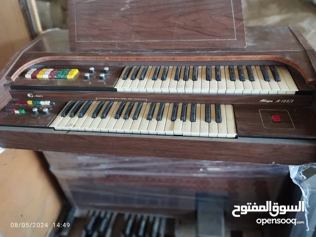 بيانو انتيكا جين الجيرو قديم جدا شغال ميه بالمية