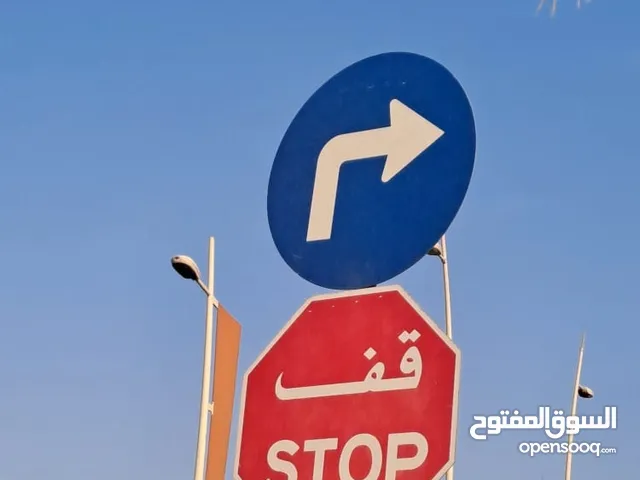 مدرب قيادة سيارات للمتدئين من نقطة الصفر  إلي القياده باحترافيه تامه خلال اسبوع فقط  مع ضمان ذهبي