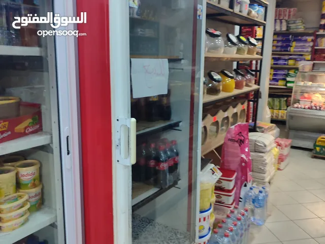 للبيع ثلاجة مشروبات