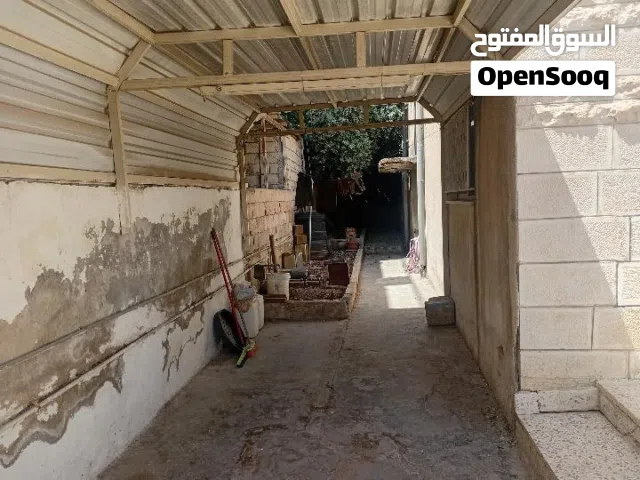 194 m2 3 Bedrooms Townhouse for Sale in Amman Jabal Al-Taj