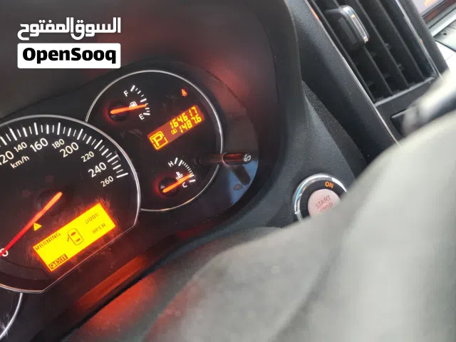 2014 نيسان مكسيما Standard