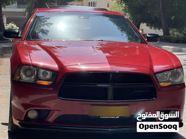 سيارة تشارجر خليجي نظيف للبيع