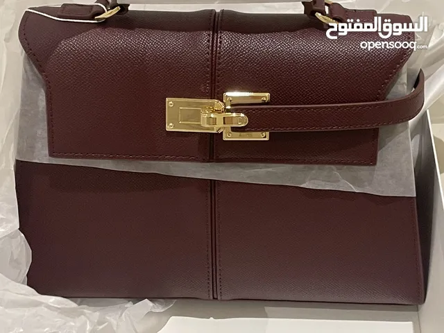 Burgundy Other for sale in Al Riyadh