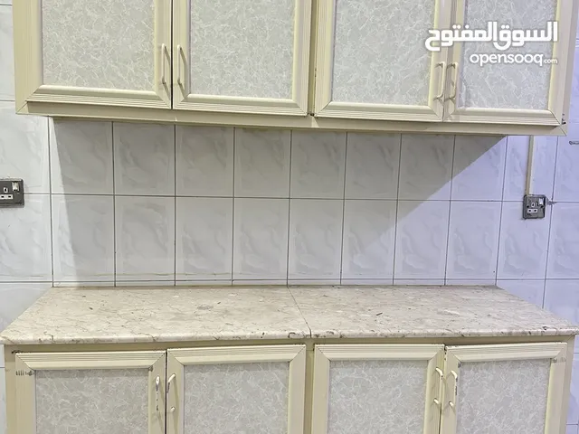 خزائن مطبخ اللون البيج متر وستين 160 السعر 25 دينار