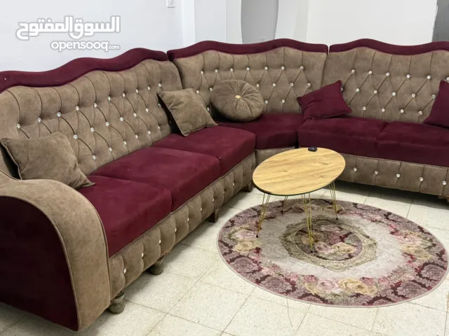 اثاث منزل استعمال بسيط