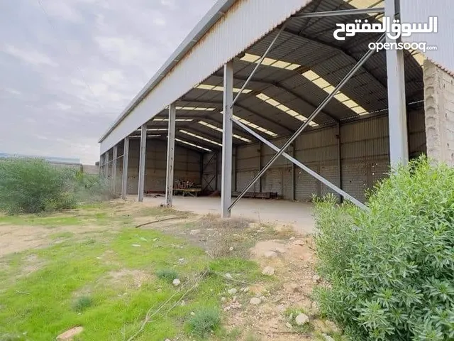 عقار أرض + هنقر للبيع- مصراتة -كرزاز- بالقرب من الساحلي -أرض 1800م2 تقريبا - مسقوف الهنقر 630م2