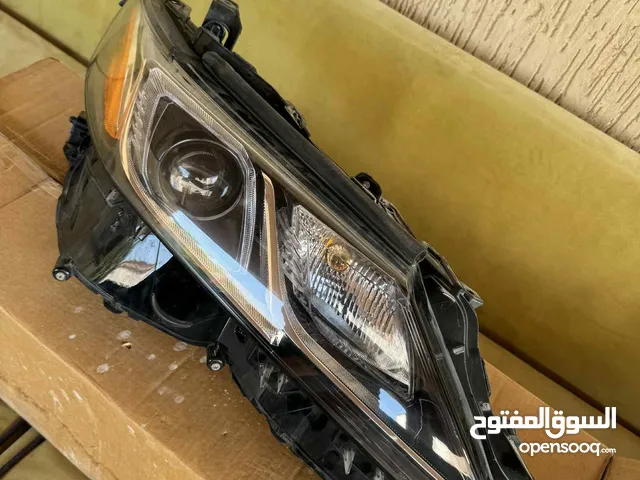 فنار كامري 2020يمين مستعمل نضيف