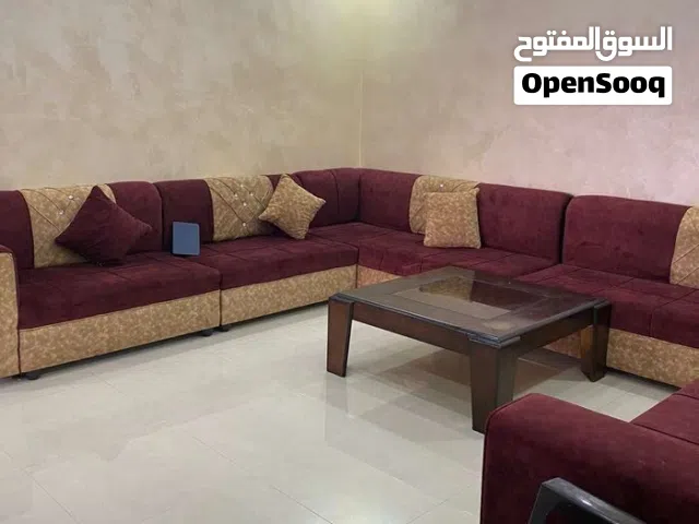 شقه مفروشه للايجار في اربد خلف صالة الشرق