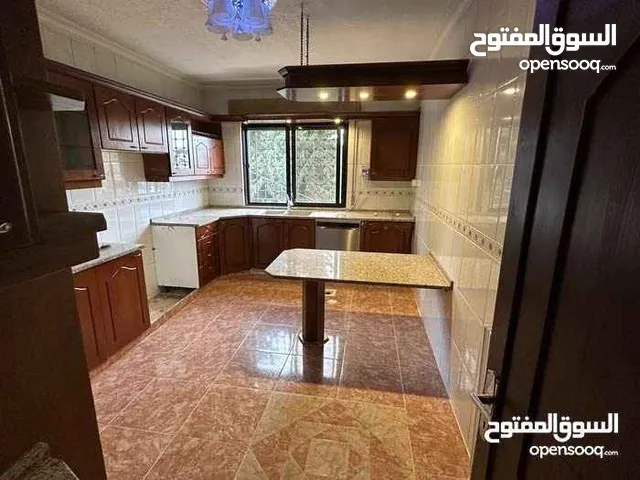 200 m2 3 Bedrooms Apartments for Rent in Amman Dabouq