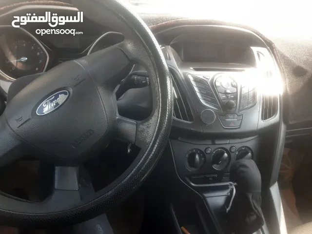 فورد فوكس 2012 للبيع