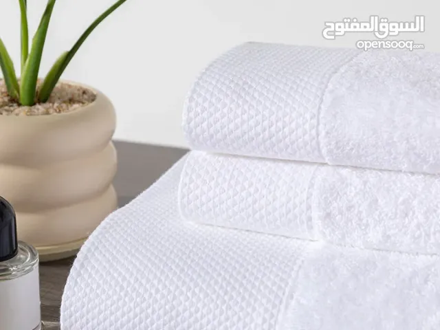 Best quality Towels for home and hotel use. set of face,hands and bath (13*13, 14*30' 28*55 Inches)