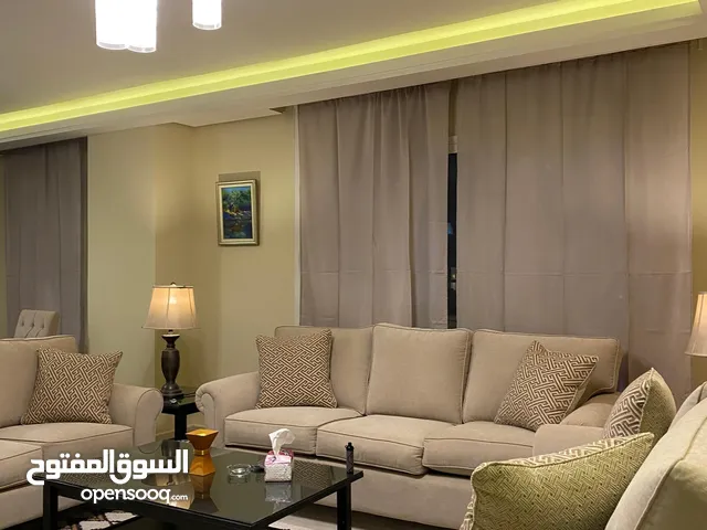 200 m2 2 Bedrooms Apartments for Rent in Giza Dokki