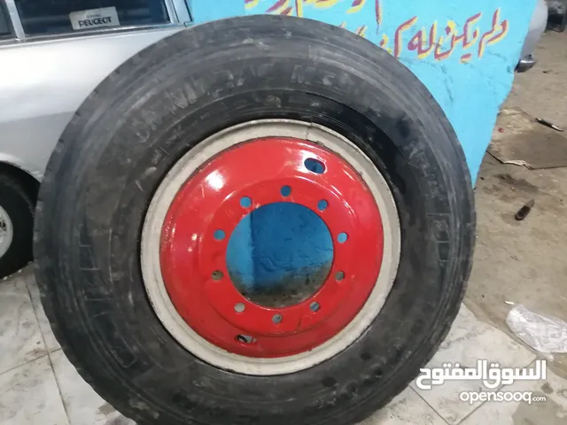 Pirelli 24 Tyre & Rim in Cairo