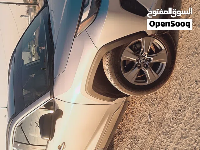 2023 تويوتا راف فور LE