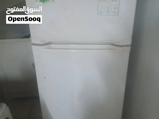 ثلاجه للبيع