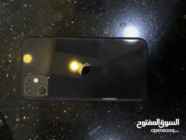 ايفون 11 للبيع بحالة ممتازه وكاله ولا شخط