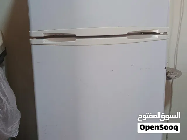 ثلاجه للبيع
