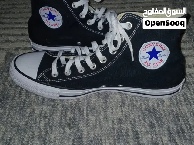 بوت converse