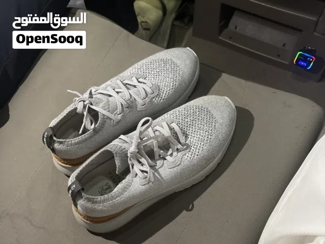 نوع الجوتي BRUNDLI0 CUCINELD  Made ir ltca مقاس42 السعر 299 k.d